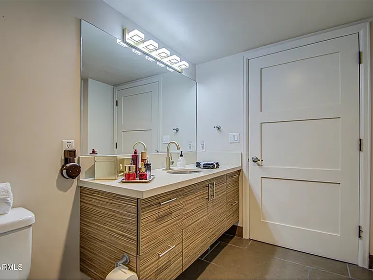 535 W Thomas Rd #513 — Photo 14