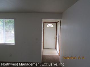 318 N 1st Ave, Ridgefield, WA 98642