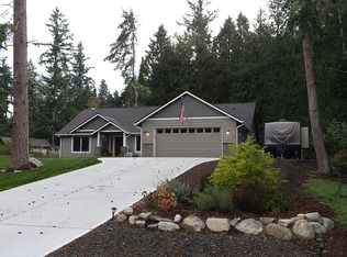 37078 Tamarack Dr NE, Hansville, WA 98340