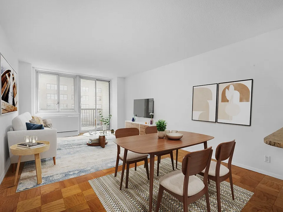 115 E 34th St #808