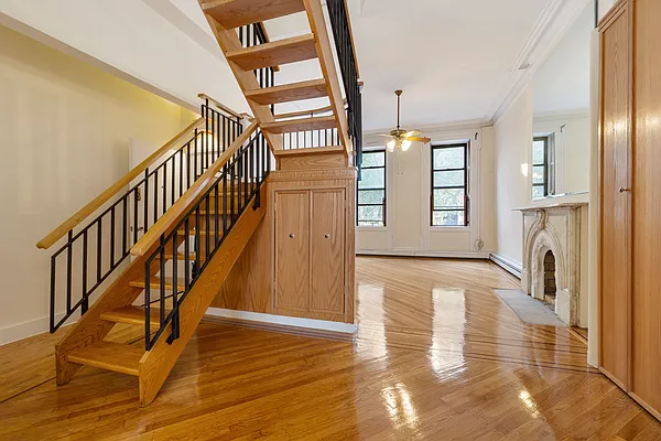 Rented by Corcoran | media 24