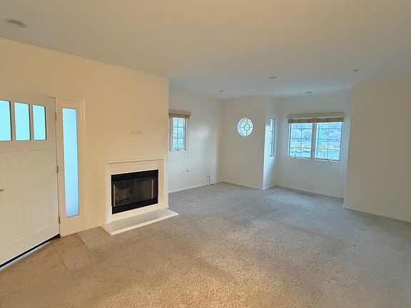 2nd image of 595 Avenue Of The Flags Unit 207
