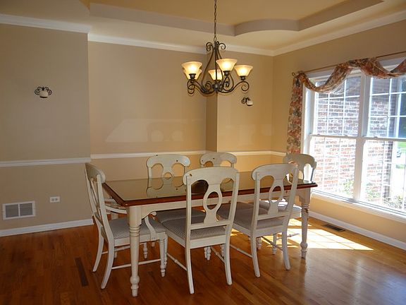 5th image of 12502 Lily Ln