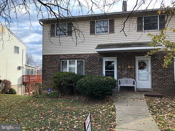 2nd image of 444 W High St