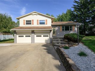 1724 Herbert Cir, Canal Fulton, OH 44614