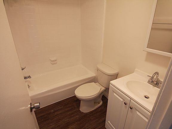2nd image of 101 N Normandie Ave APT 102