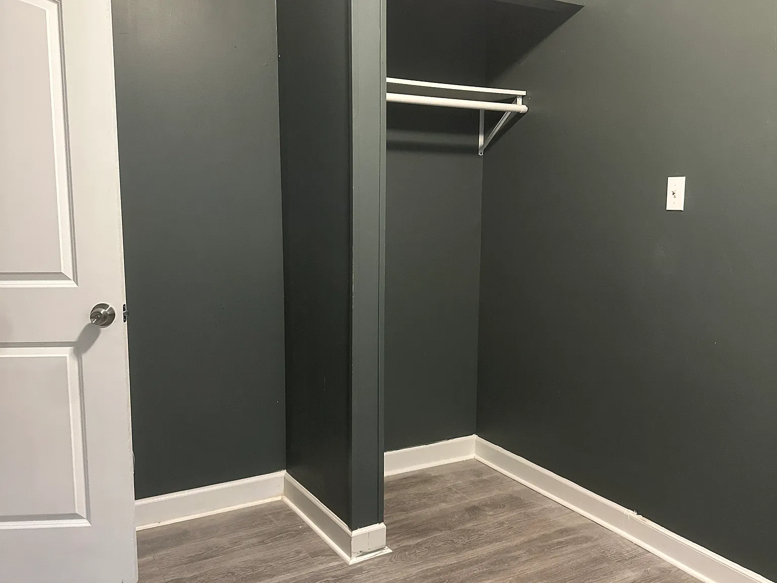 3 bed, 1081 sqft, $1,350 — Photo 4
