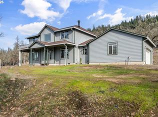 12594 McNeil Creek Rd, Eagle Pt, OR 97524