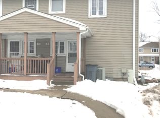 96 Elm St, Park Forest, IL 60466