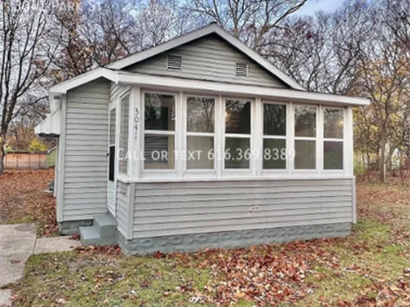 3041 Park St, Muskegon Heights, MI 49444