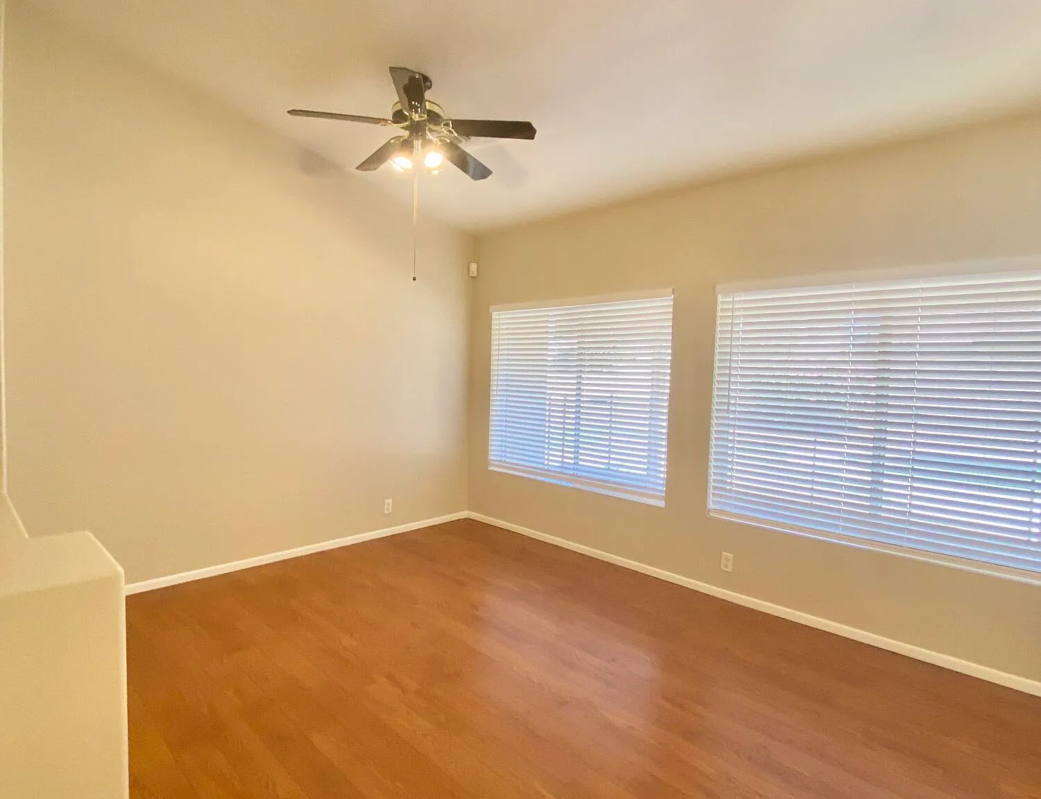 3 bed, 2.0 bath, 1655 sqft, $2,795 — Photo 3