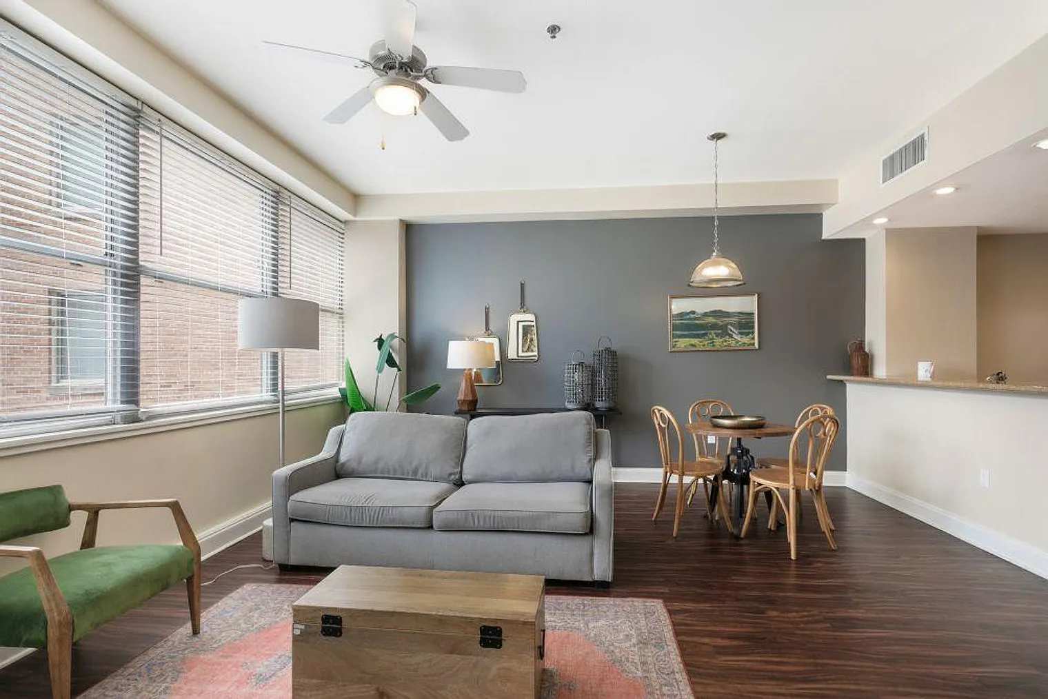 1 bed, 2.0 bath, 430 sqft, $4,250 — Photo 3