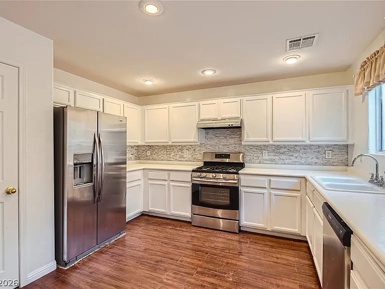 9379 Malaya Garnet Ct — Photo 11