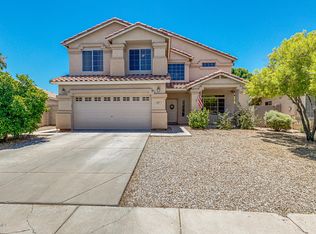 877 W Kroll Ave, Gilbert, AZ 85233