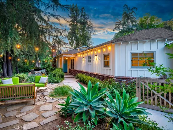 19631 Rosita St, Tarzana, CA 91356