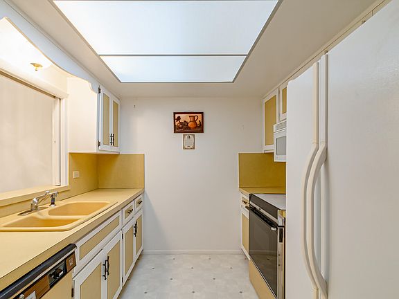 5th image of 1606 Atlantic St #3