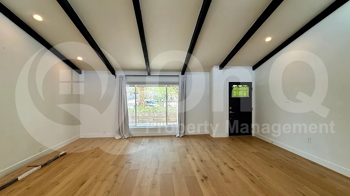 4 bed, 2.0 bath, 2180 sqft, $4,500 — Photo 3