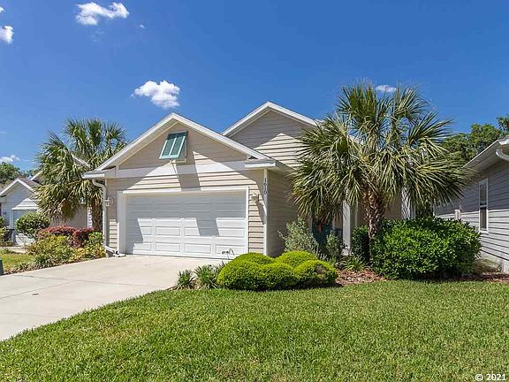 2nd image of 1610 NW 121st Way