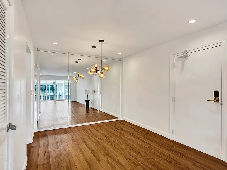 6289 Bay Club Dr #3 — Photo 2