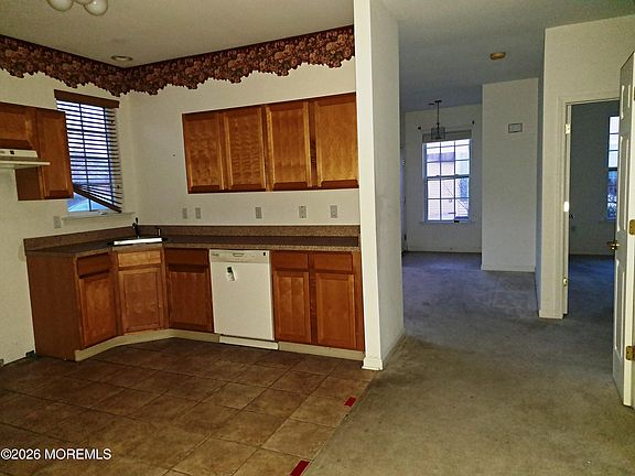 4th image of 35 Fennel Court