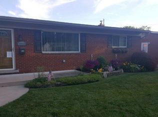 25553 Champaign St, Taylor, MI 48180