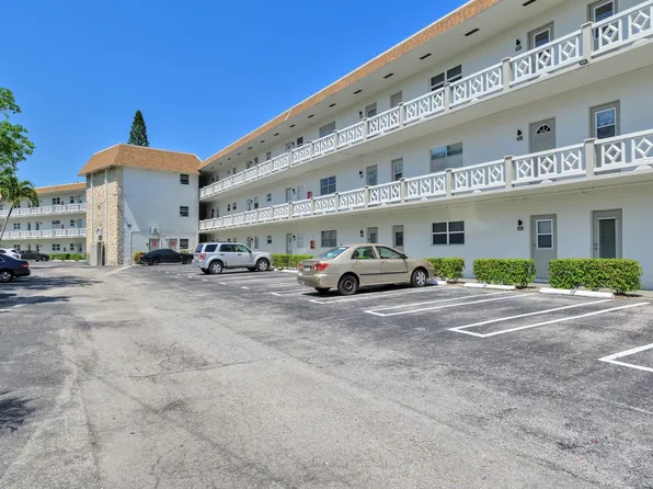 3506 NW 49th Avenue #416, Lauderdale Lakes, FL 33319
