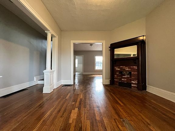 5th image of 7809-7815 Franklin Blvd #7811