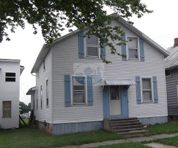 1st image of 320 W Rensselaer St