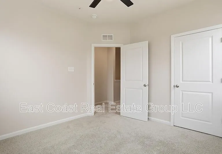 5123 Ironsides Dr — Photo 23
