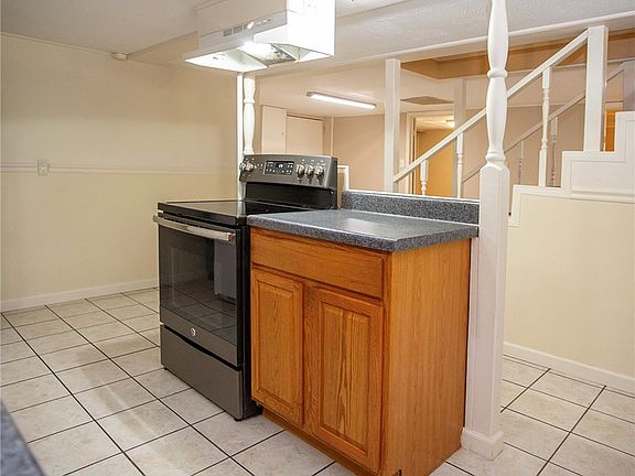 4th image of 18 Armer Ln