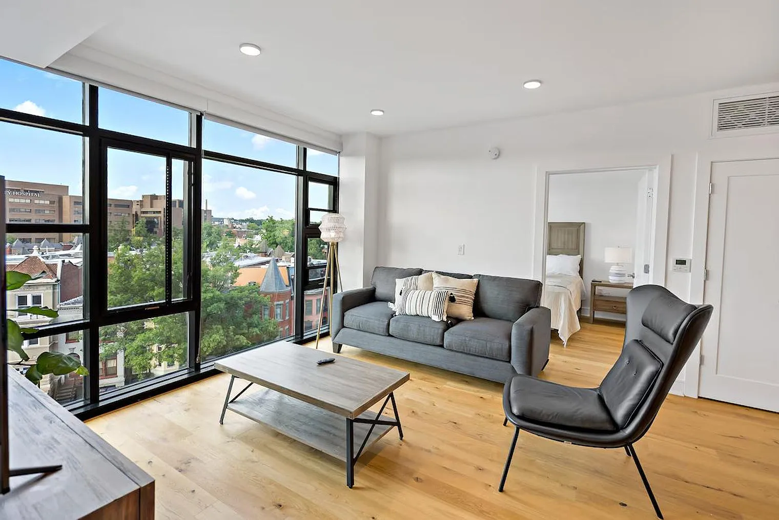 2 bed, 2.0 bath, $8,006 — Photo 1