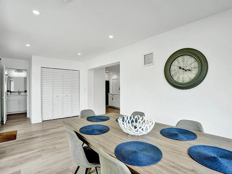 1001 SE 13th Ct — Photo 38