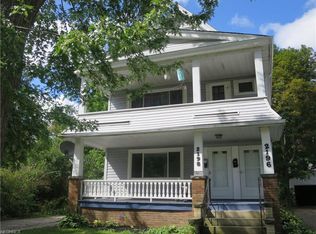 2196 Rexwood Rd, Cleveland Heights, OH 44118