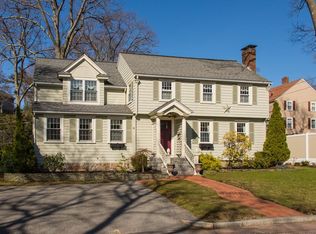 12 Cranmore Ln, Melrose, MA 02176