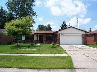 6541 Carriage Hills Dr, Canton, MI 48187