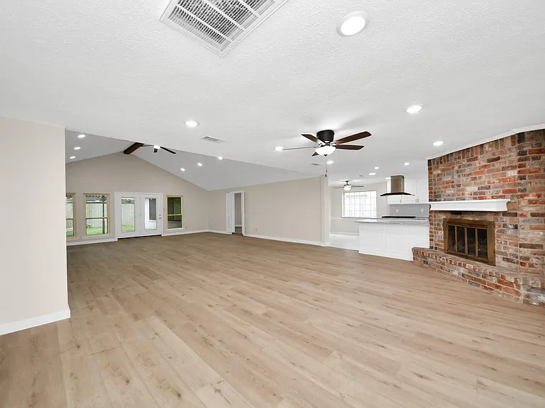 25511 Many Oak Dr — Photo 8
