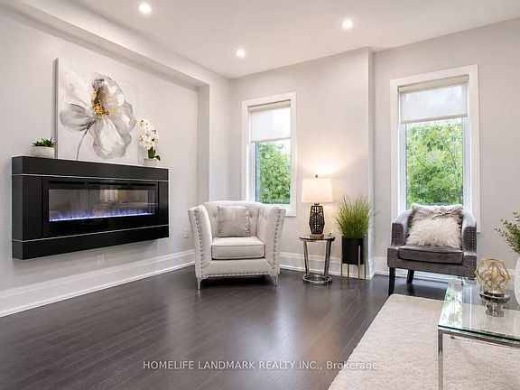 3rd image of 30 Kenneth Wood Cres