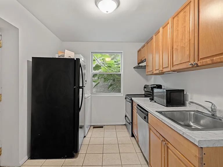 4617 Locust St #1 — Photo 15
