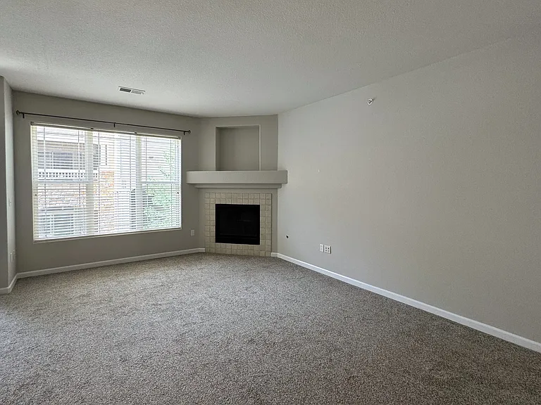 8465 S Holland Way #1-202 — Photo 11