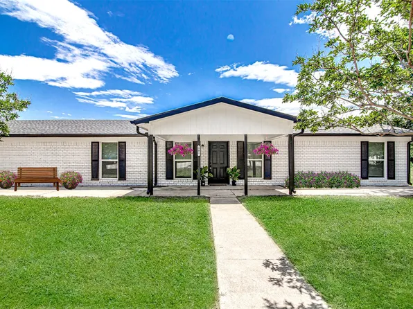 501 Gail Dr, Kennedale, TX 76060