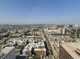 1100 Wilshire Blvd APT 2805, Los Angeles, CA 90017