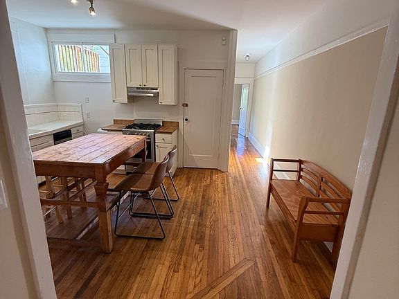 3rd image of 2226 Cabrillo St #2226