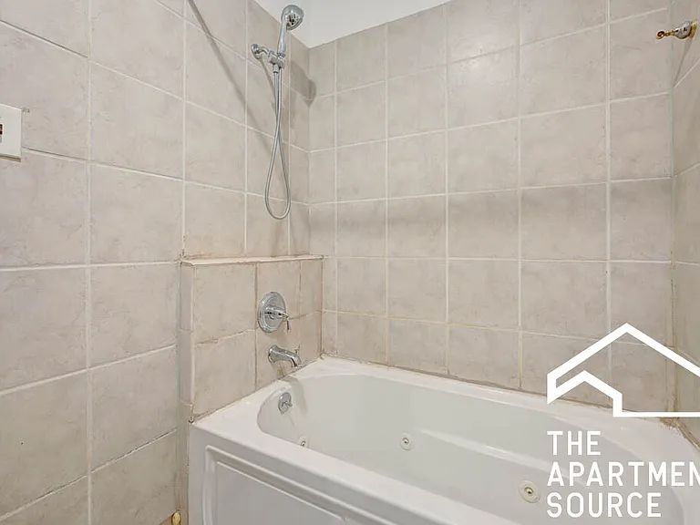 4736 S Prairie Ave #2 — Photo 13