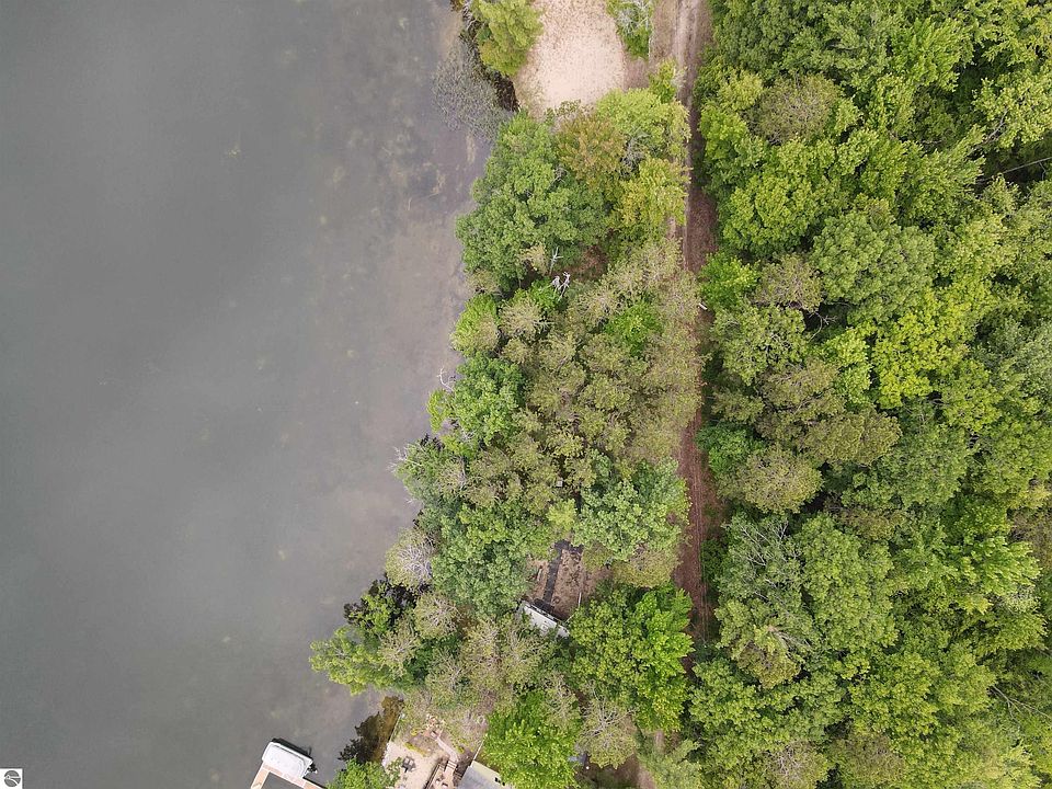 1st image of 5588 Pinecone Rd