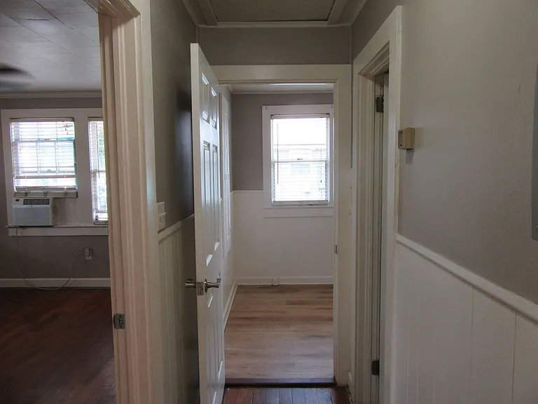 1708 Louise Ave — Photo 9