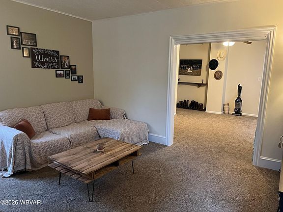 2nd image of 1013 Hepburn St