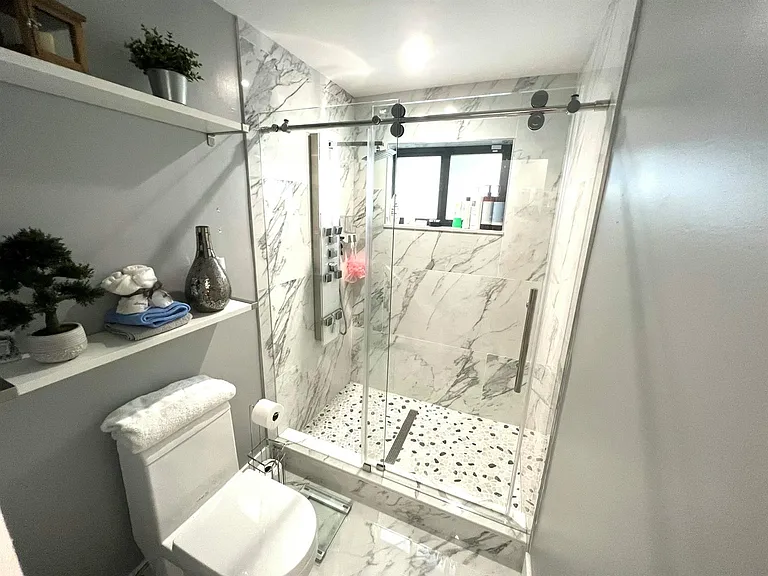 625 W Tropical Way — Photo 10