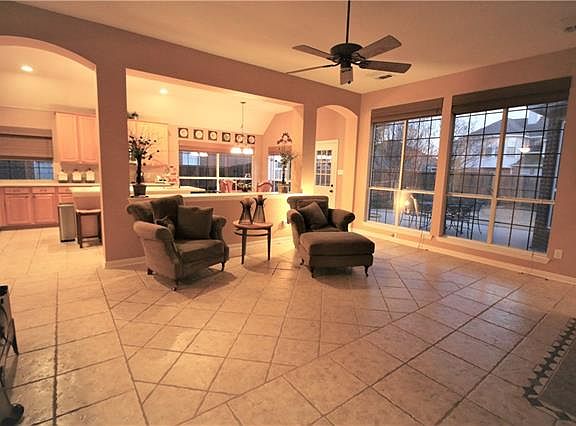 5th image of 7809 Owl Creek Ln