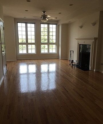 4th image of 767 E Oakwood Blvd Unit 2