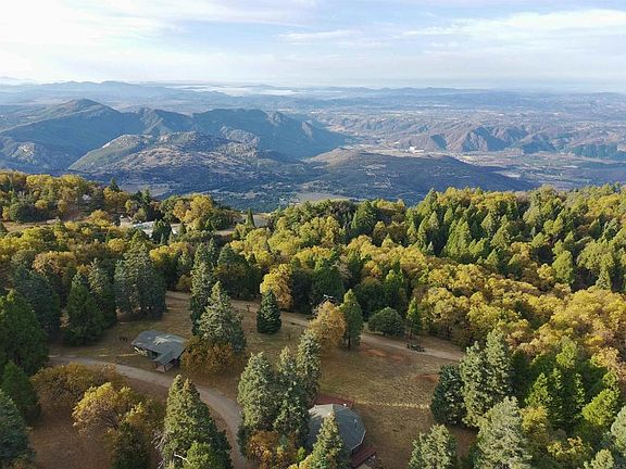 2nd image of 3413 Fern Meadow Rd